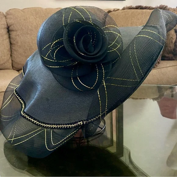 Accessories | Gorgeous Opening Day Hat | Poshmark display picture 1